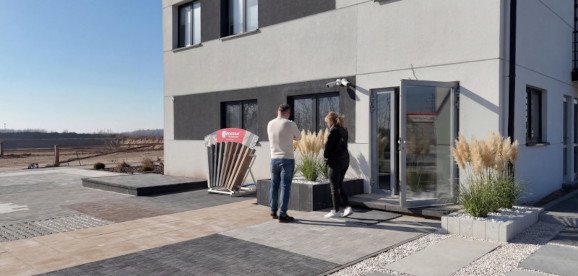 Artykuł: Nowy Punkt GaleriaKostki Płońsk